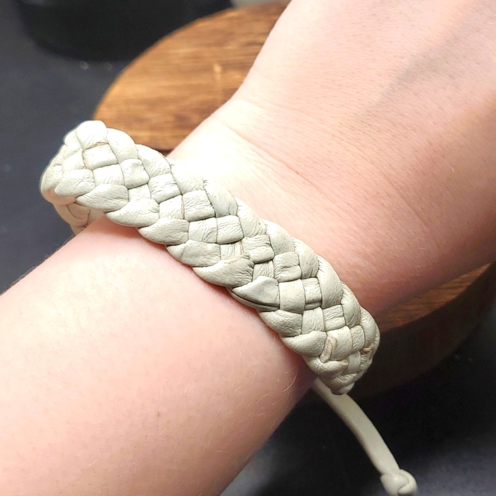White Leather woven‎ braided bracelet southwestern B2819